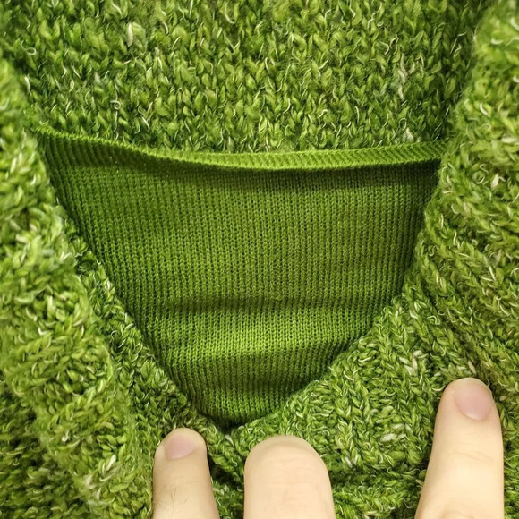 Charter Club Women's Green Wool Blend Chunky Knit Faux Layer V-Neck Sweater M - Picture 3 of 5